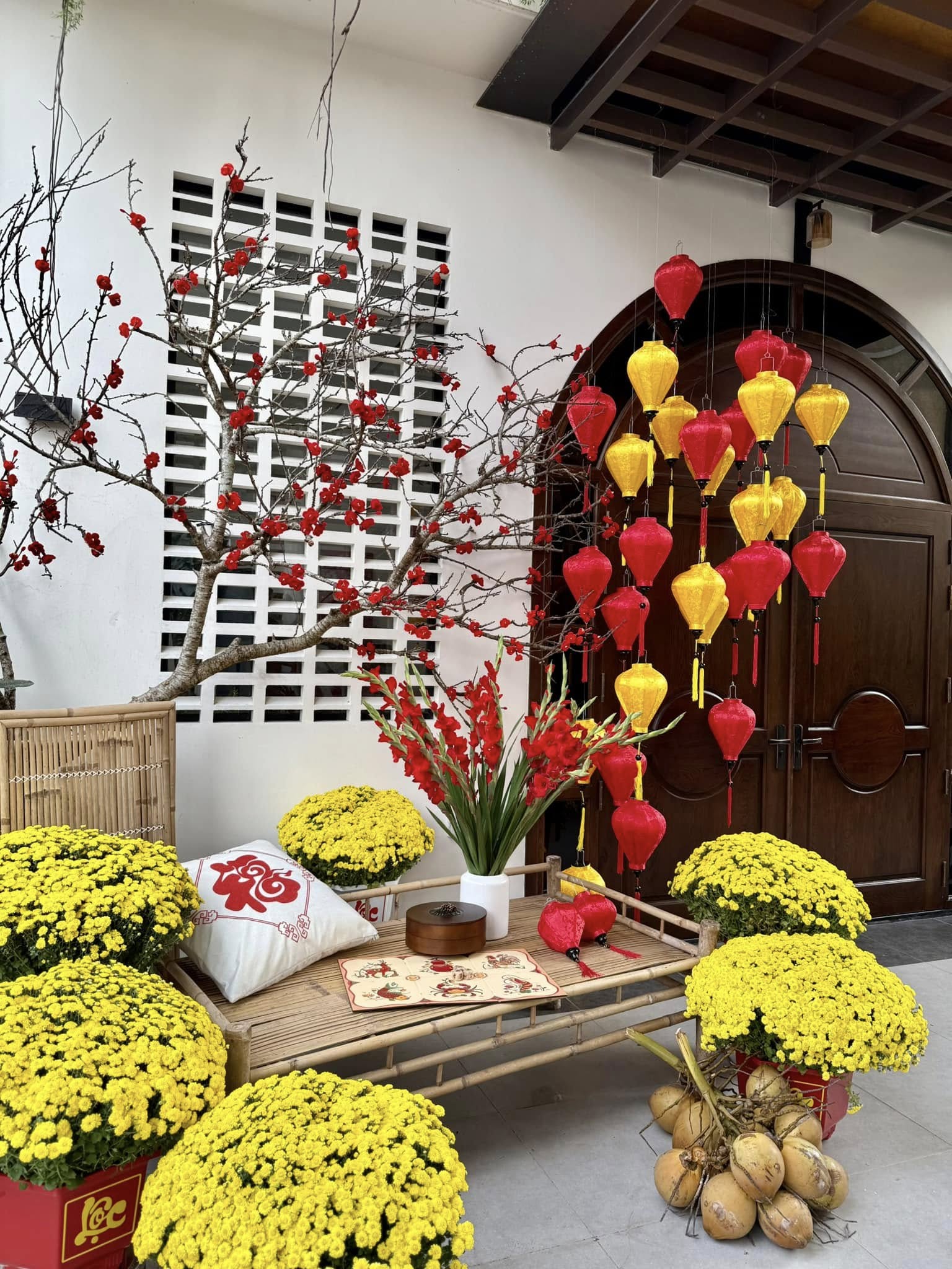 Nữ nghệ sĩ trẻ đẹp là CEO sở hữu spa làm đẹp, khu du lịch sinh thái 50.000m2, sinh 4 con cho đại gia - Ảnh 8.