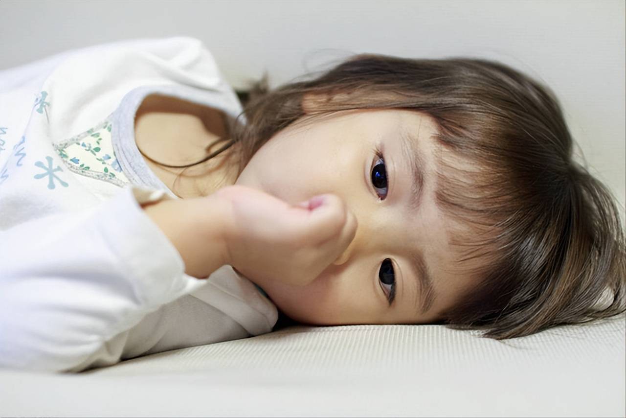 Tại sao trẻ càng &quot;ngoan&quot; lúc nhỏ, lớn lên càng dễ đau khổ? Hàng ngàn phụ huynh lặng người khi đọc xong- Ảnh 1.
