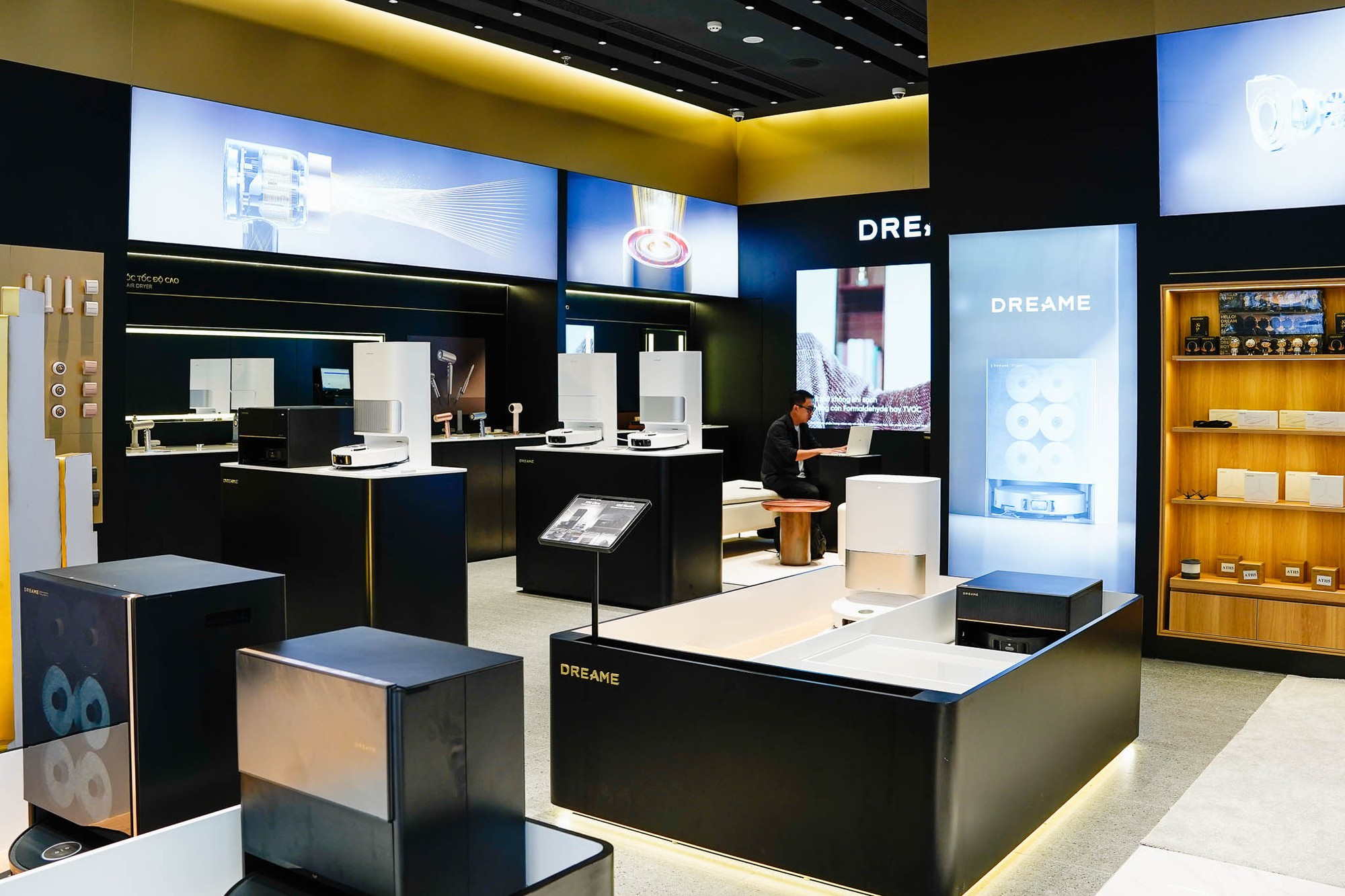 Dreame mở flagship store đầu tiên tại Landmark 81, nâng tầm trải nghiệm công nghệ gia dụng thông minh tại Việt Nam- Ảnh 2.
