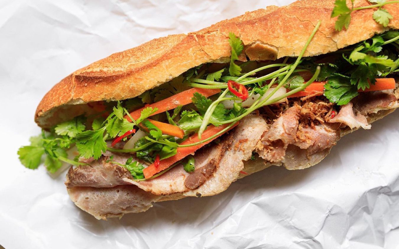 e-14-nguoi-nhap-vien-nghi-ngo-doc-thuc-pham-sau-khi-an-banh-mi-17589447596821067464635-1758952397069-1758952399205311605398-97-0-941-1350-crop-17589524566761632032622.jpg