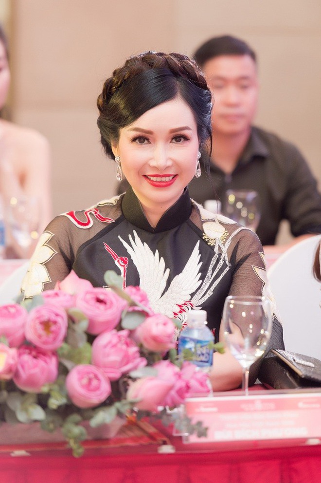 hoa-hau-viet-nam-bui-06-17466132584861757744417-1746614751873-17466147520831071278764-1758960795208408642220-1758988641722-1758988642037760714402.jpg