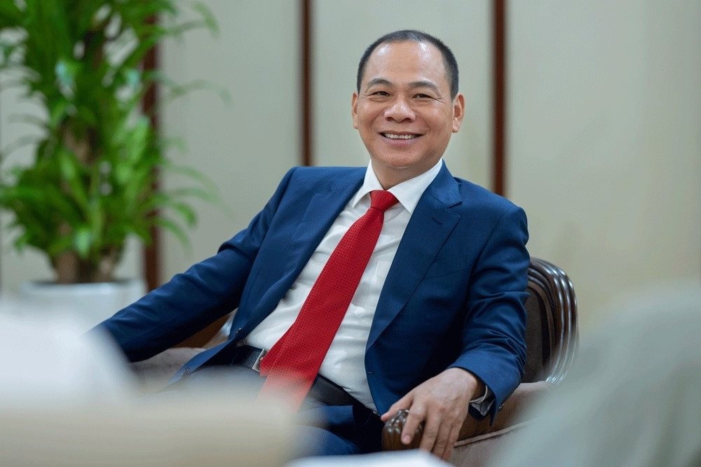 Những tên tuổi lừng lẫy thế giới bị tỷ phú Phạm Nhật Vượng bỏ lại phía sau - Ảnh 1.