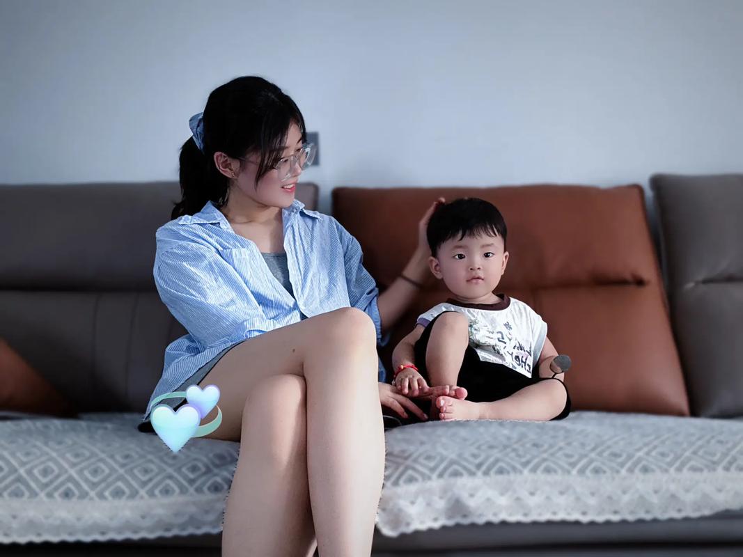 Chi 1,3 tỷ thuê bảo mẫu cao cấp 3 năm, con trai mở miệng nói &quot;Con không cần mẹ&quot; khiến nữ giám đốc suy sụp giữa đêm- Ảnh 1.