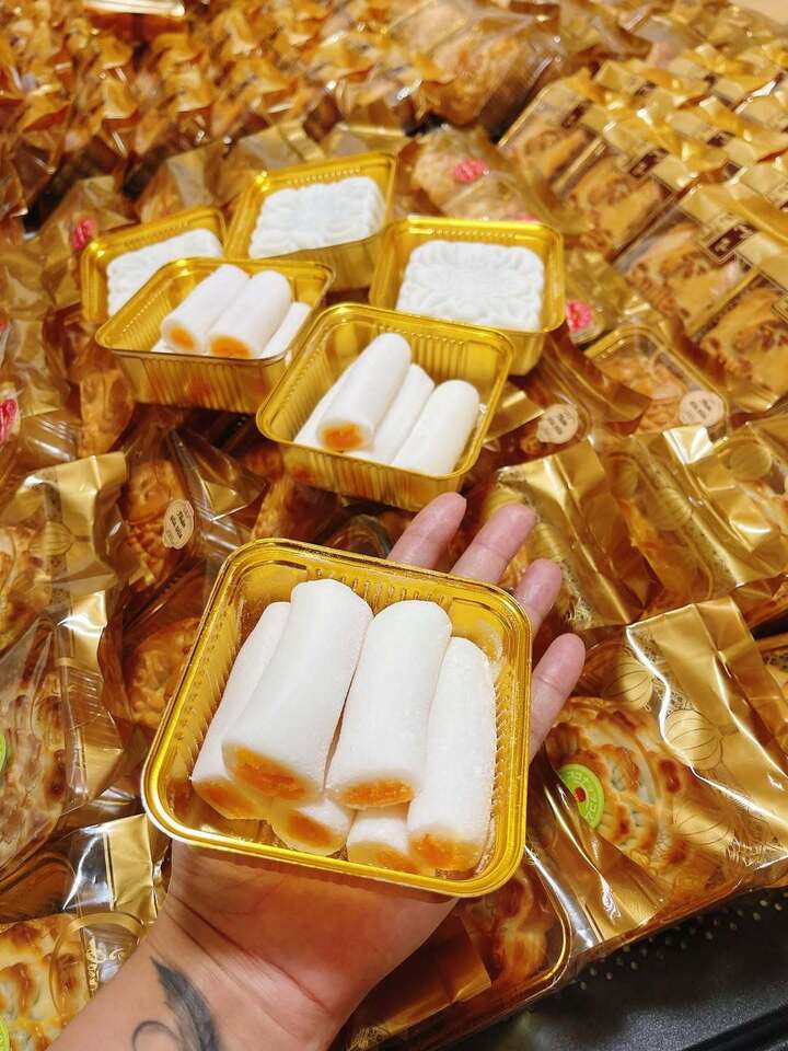Bánh trung thu lòng se điếu là gì mà 'sốt' không kém 'bánh dẻo thị phi'? - Ảnh 6.