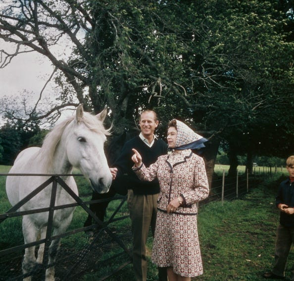 queen-elizabeth-ii-and-prince-philip-visit-a-farm-on-the-news-photo-1635362574-17589508102962001967074-1759021733049-17590217331861470831944.jpg