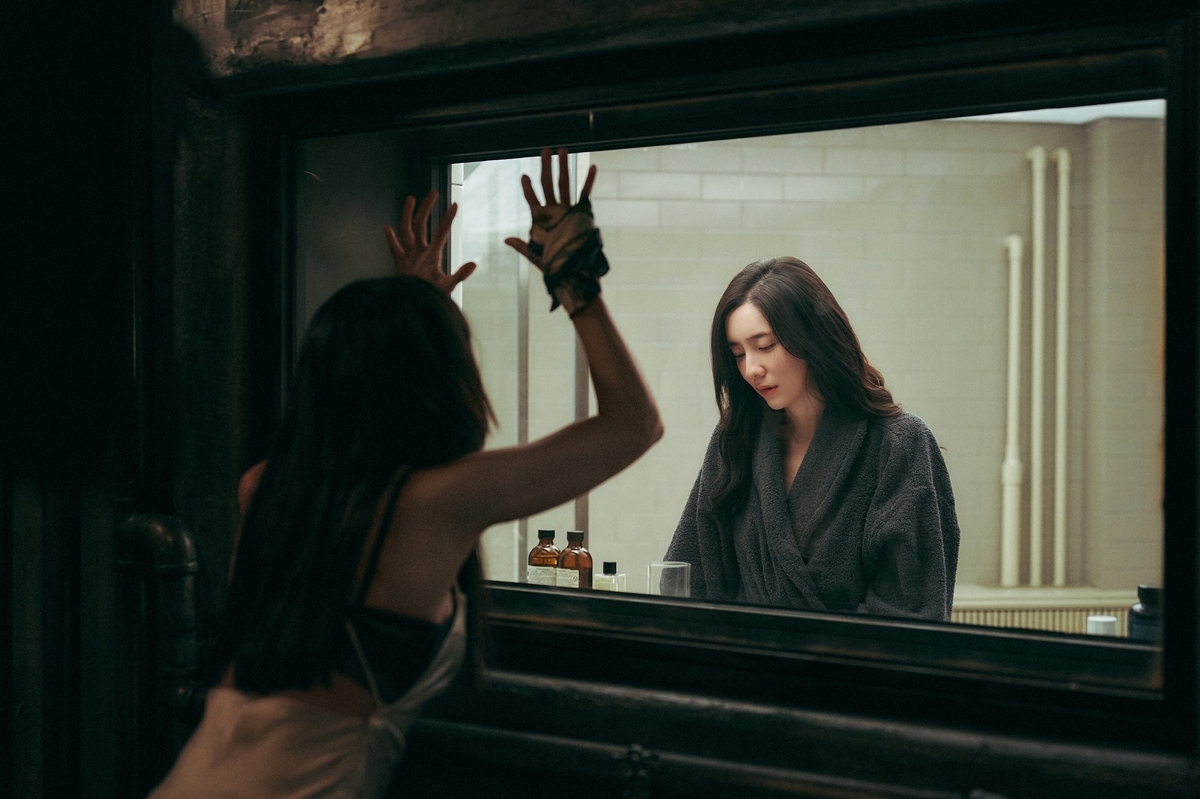 5 phim 18+ Hàn Quốc hay nhất 1 năm qua: Toàn mỹ nhân đẹp ná thở, cấm tuyệt đối trẻ em - Ảnh 1.