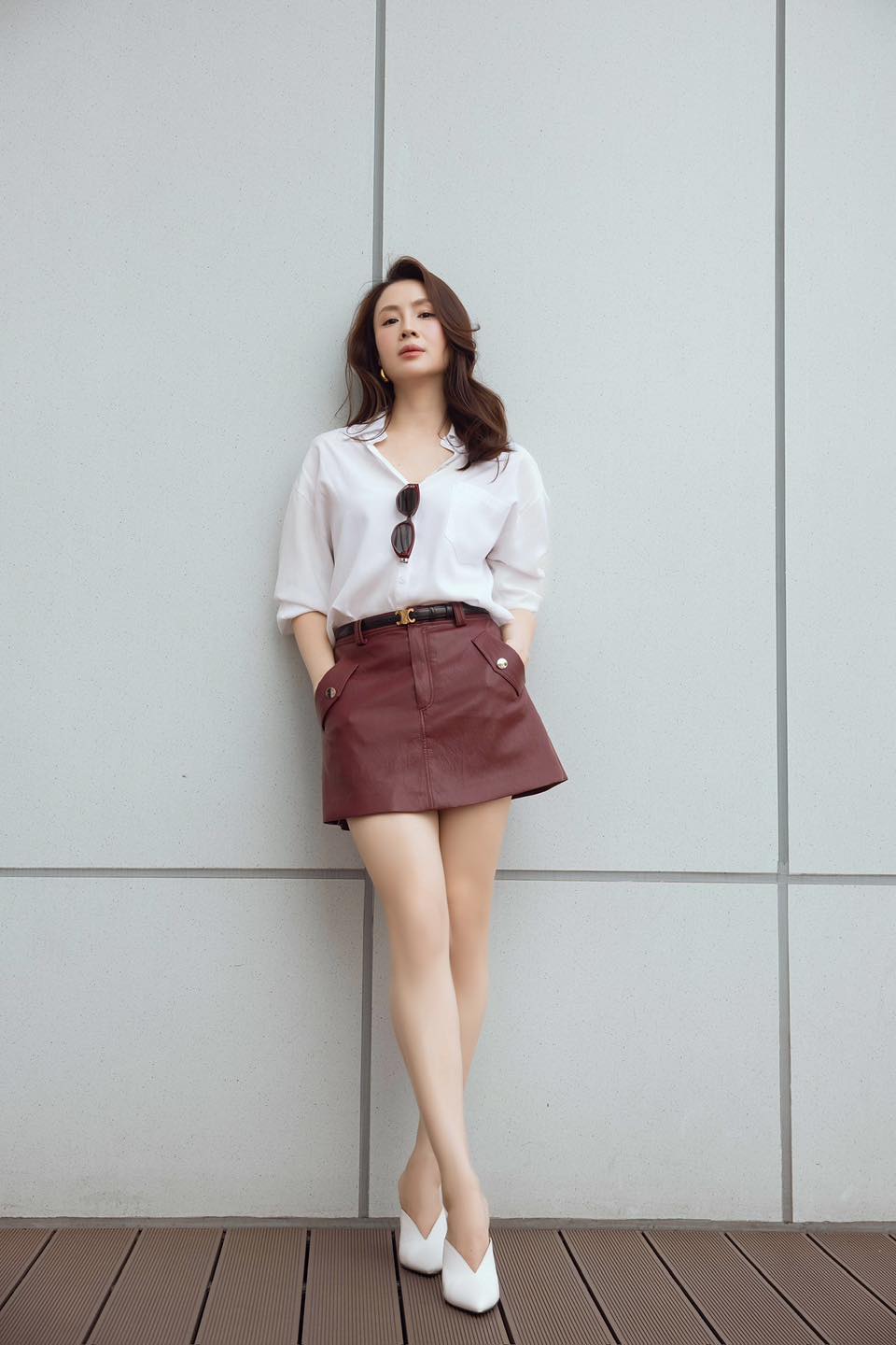 Hồng Diễm được khen không ngớt về nhan sắc tuổi 42, phong cách thời trang cực trẻ trung và thanh lịch - Ảnh 13. Hồng Diễm được khen không ngớt về nhan sắc tuổi 42, phong cách thời trang cực trẻ trung và thanh lịch - Ảnh 13.
