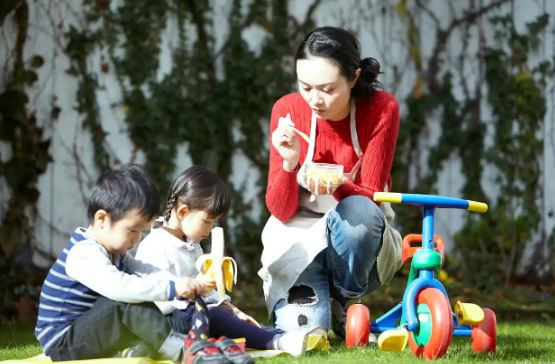 Bảo mẫu cho nhà siêu giàu lương 66 triệu/tháng, đa năng như “siêu nhân”: Biết khối lượng công việc ai cũng công nhận "xứng đáng" - Ảnh 2. Bảo mẫu cho nhà siêu giàu lương 66 triệu/tháng, đa năng như “siêu nhân”: Biết khối lượng công việc ai cũng công nhận "xứng đáng" - Ảnh 2.
