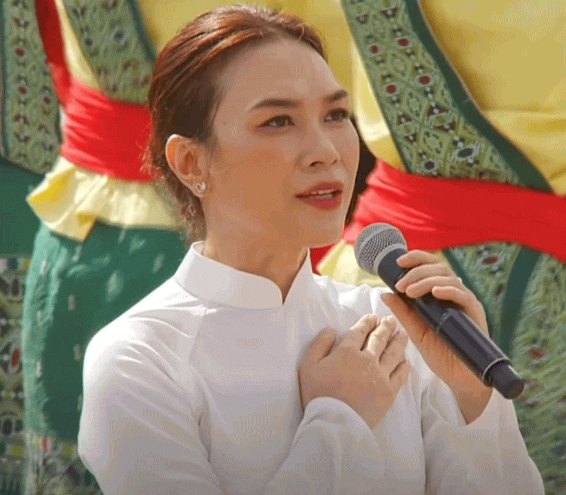 Từ ánh mắt rưng rưng, móng tay màu nguyên bản đến giọng ca tràn đầy cảm xúc: Lý do vì sao Mỹ Tâm vẫn là “họa mi” rực rỡ nhất Vpop- Ảnh 1. Từ ánh mắt rưng rưng, móng tay màu nguyên bản đến giọng ca tràn đầy cảm xúc: Lý do vì sao Mỹ Tâm vẫn là “họa mi” rực rỡ nhất Vpop- Ảnh 1.