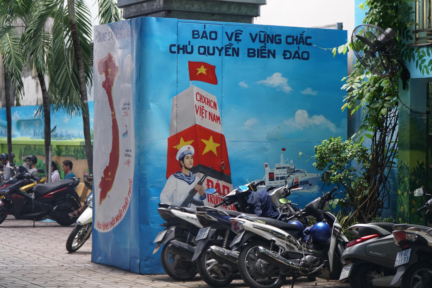 Ngôi trường đẹp như cổ tích, mỗi bức tường là một câu chuyện lịch sử hào hùng - Ảnh 7. Ngôi trường đẹp như cổ tích, mỗi bức tường là một câu chuyện lịch sử hào hùng - Ảnh 7.