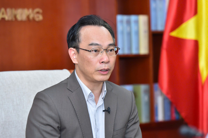 Thứ trưởng Bộ GD&ĐT Hoàng Minh Sơn được bổ nhiệm làm Giám đốc ĐH Quốc gia Hà Nội - Ảnh 1. Thứ trưởng Bộ GD&ĐT Hoàng Minh Sơn được bổ nhiệm làm Giám đốc ĐH Quốc gia Hà Nội - Ảnh 1.