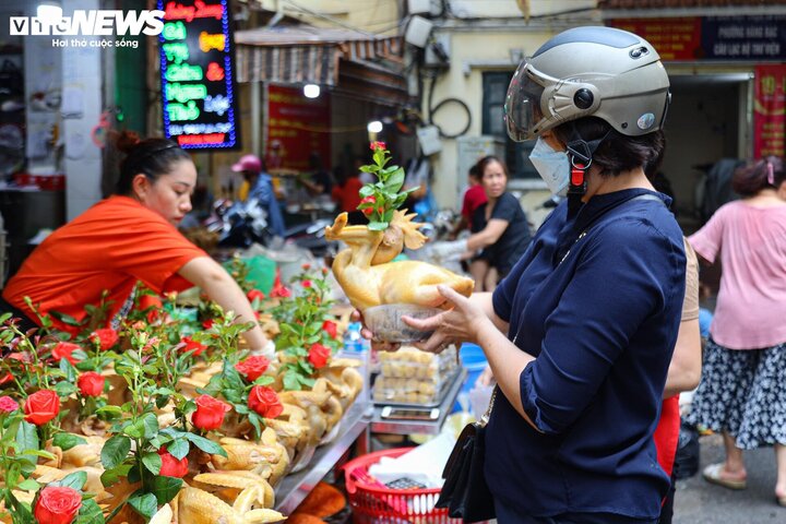 Những điều cần lưu ý khi cúng Rằm tháng 7 - Ảnh 2. Những điều cần lưu ý khi cúng Rằm tháng 7 - Ảnh 2.