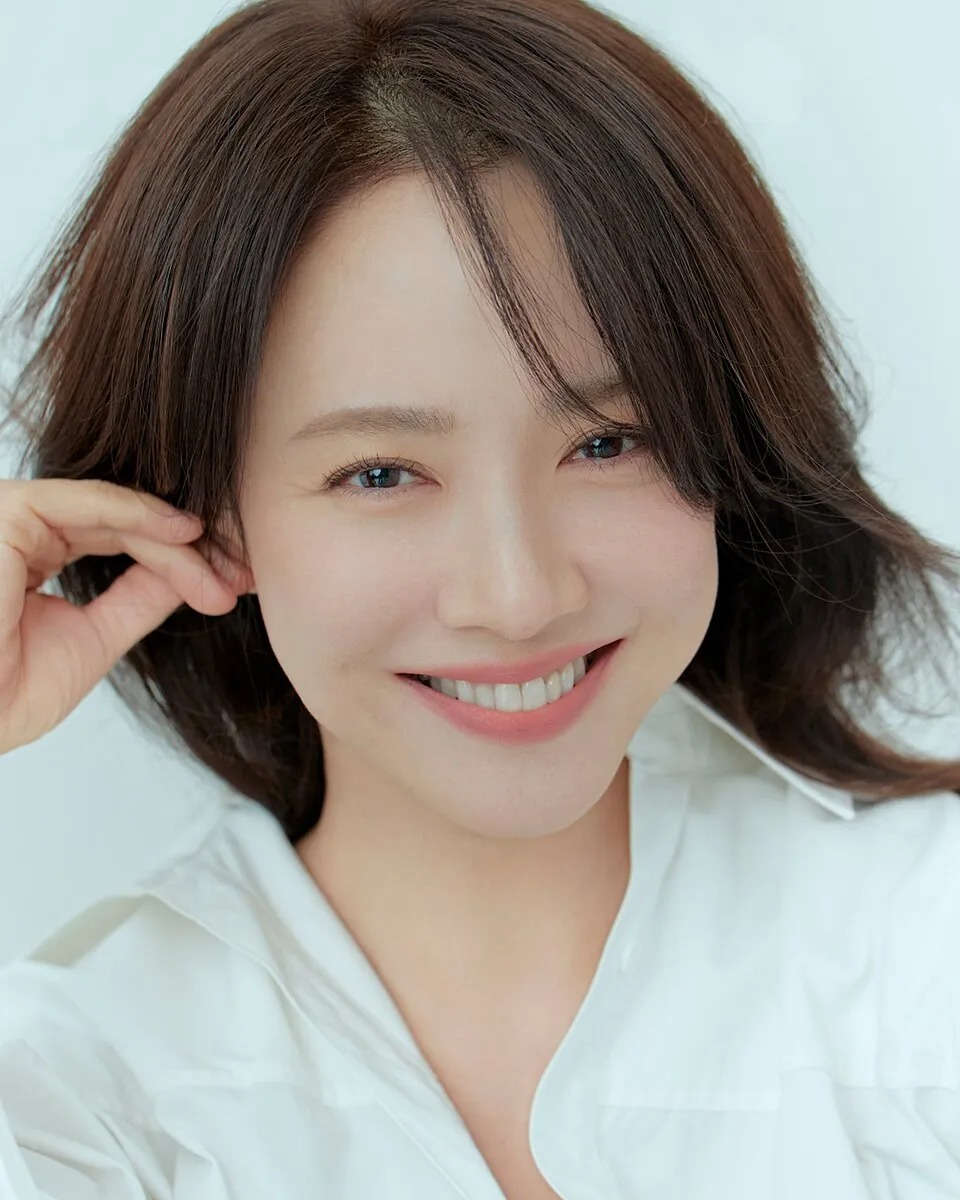 "Mợ ngố" Song Ji Hyo trở lại TP.HCM đúng ngày Quốc khánh, mê Việt Nam cỡ này rồi! - Ảnh 8. "Mợ ngố" Song Ji Hyo trở lại TP.HCM đúng ngày Quốc khánh, mê Việt Nam cỡ này rồi! - Ảnh 8.