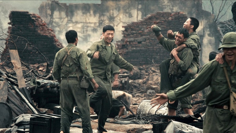 Tại sao cần phải so sánh Mưa Đỏ với phim của Trấn Thành - Lý Hải? - Ảnh 2. Tại sao cần phải so sánh Mưa Đỏ với phim của Trấn Thành - Lý Hải? - Ảnh 2.