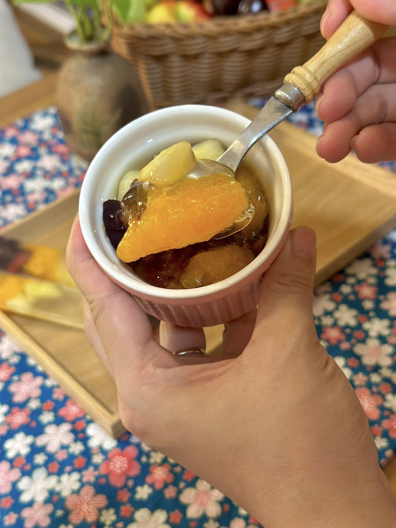 Một món ăn thanh mát, trong veo, healthy và làm cực dễ, bé có ghét trái cây đến mấy cũng sẽ thích mê!- Ảnh 3. Một món ăn thanh mát, trong veo, healthy và làm cực dễ, bé có ghét trái cây đến mấy cũng sẽ thích mê!- Ảnh 3.