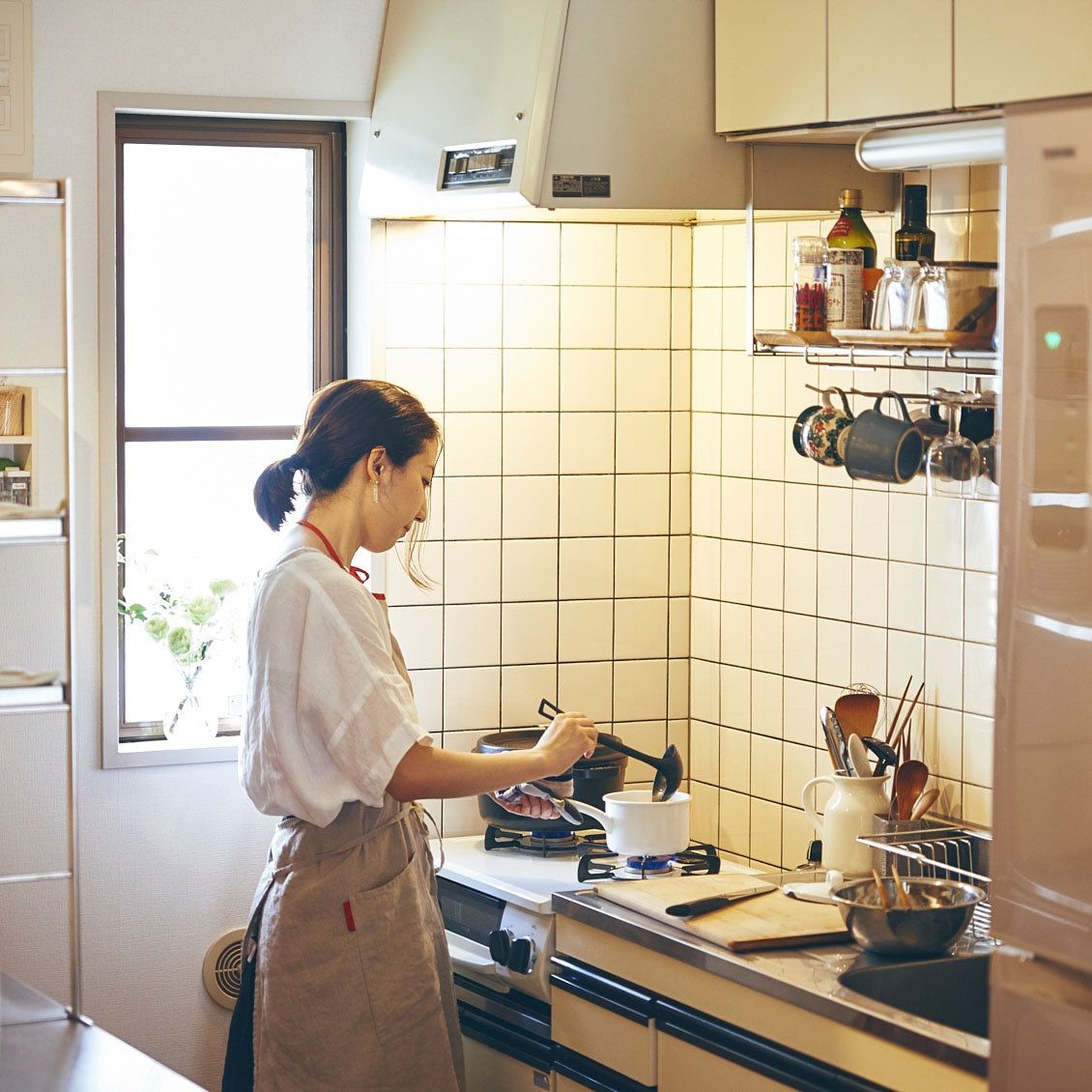 Chỉ 1 tuần ăn tối một mình, tôi tiết kiệm được tiền và sống tự do hơn - Ảnh 1. Chỉ 1 tuần ăn tối một mình, tôi tiết kiệm được tiền và sống tự do hơn - Ảnh 1.