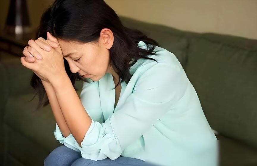 Mẹ Hà Nội đón con muộn vài phút liền nhận được loạt tin nhắn, đọc xong bất lực: "Mình phải làm gì với con đây?" - Ảnh 2. Mẹ Hà Nội đón con muộn vài phút liền nhận được loạt tin nhắn, đọc xong bất lực: "Mình phải làm gì với con đây?" - Ảnh 2.