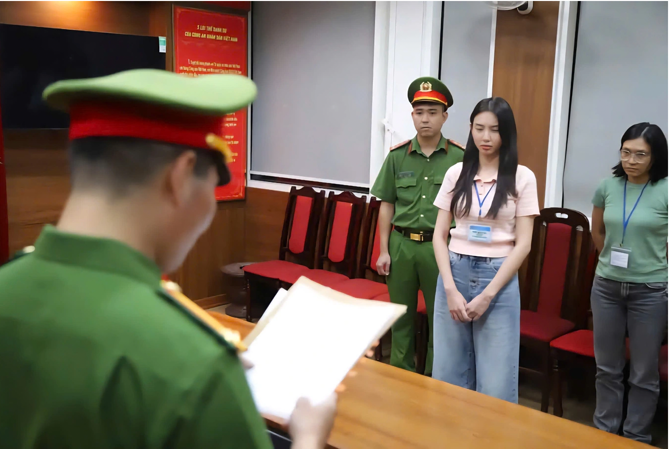 Thủ đoạn che giấu vai trò trong Công ty Chị Em Rọt của hoa hậu Thuỳ Tiên - Ảnh 2. Thủ đoạn che giấu vai trò trong Công ty Chị Em Rọt của hoa hậu Thuỳ Tiên - Ảnh 2.