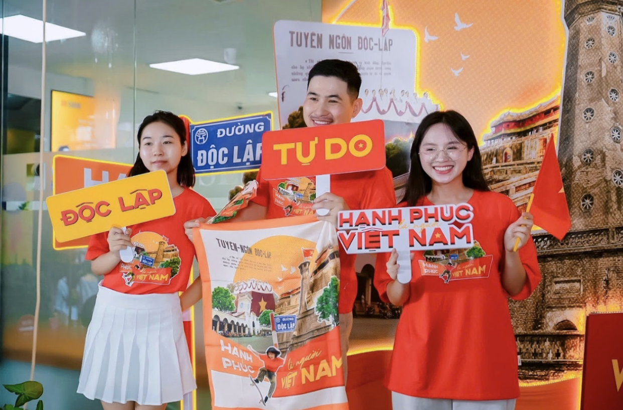 Đại lễ khép lại, một hành trình mới mở ra: Yêu nước từ những điều lặng thầm nhỏ bé - Ảnh 15. Đại lễ khép lại, một hành trình mới mở ra: Yêu nước từ những điều lặng thầm nhỏ bé - Ảnh 15.