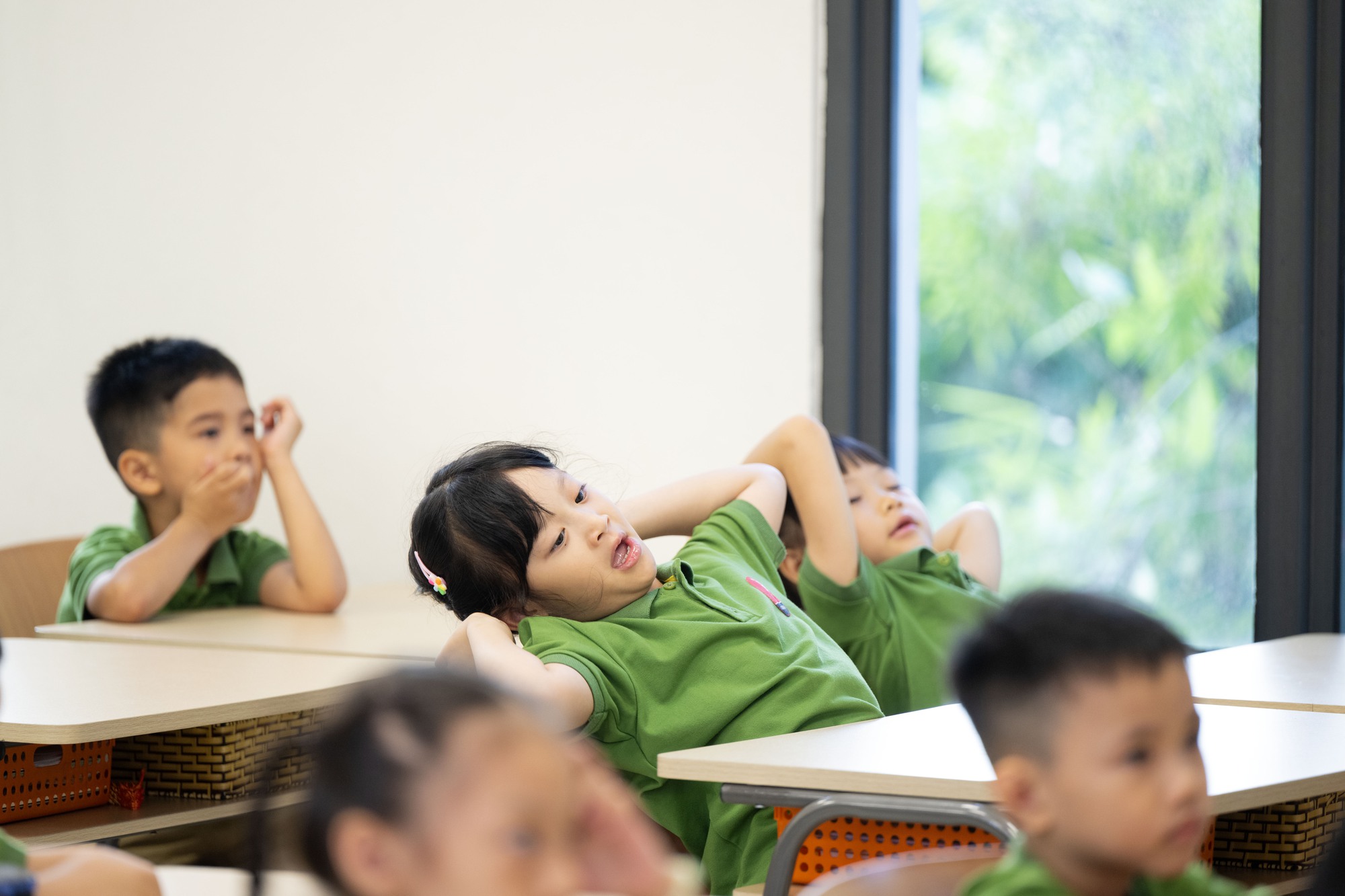 Spotlight lễ khai giảng 2025 thuộc về khối học sinh tiểu học: Combo khóc - cười - ngáp đủ hết!- Ảnh 11. Spotlight lễ khai giảng 2025 thuộc về khối học sinh tiểu học: Combo khóc - cười - ngáp đủ hết!- Ảnh 11.