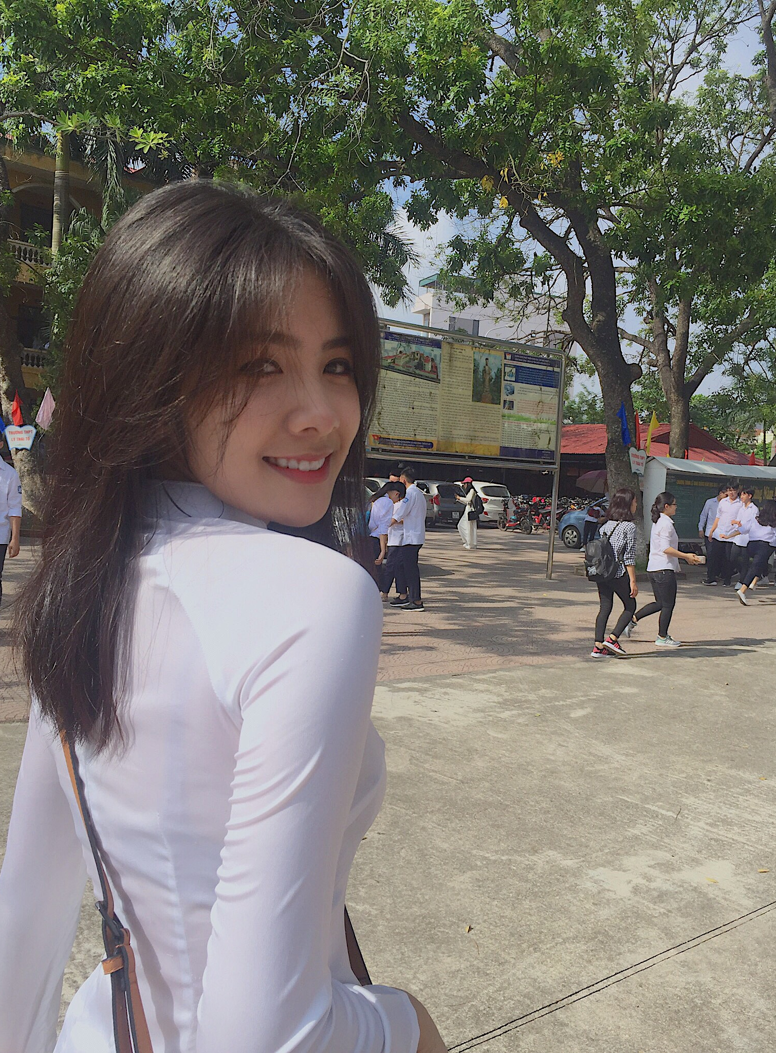 Ai còn nhớ dàn hot girl, hot boy từng một bước thành Ai còn nhớ dàn hot girl, hot boy từng một bước thành