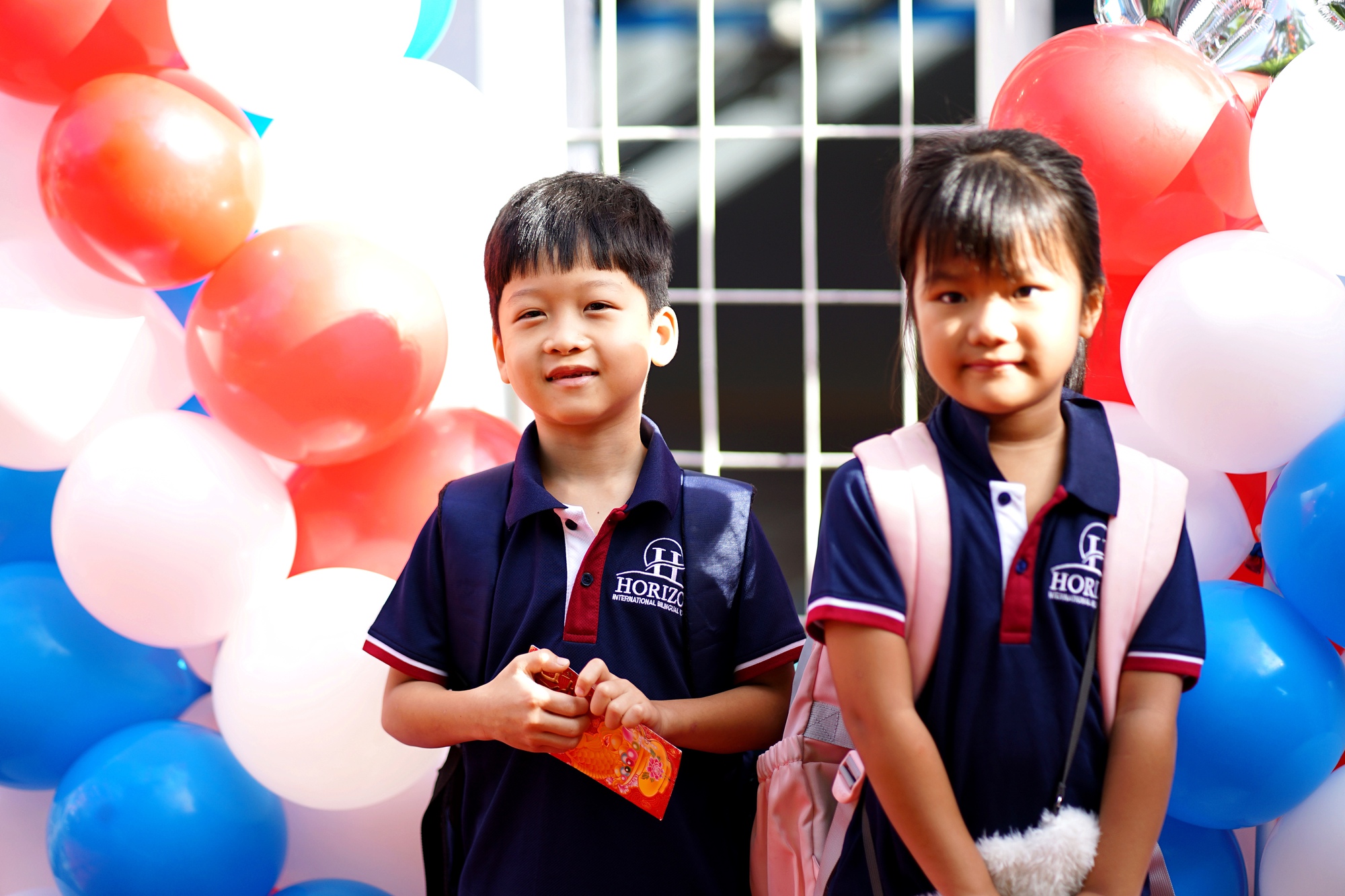 Spotlight lễ khai giảng 2025 thuộc về khối học sinh tiểu học: Combo khóc - cười - ngáp đủ hết!- Ảnh 17. Spotlight lễ khai giảng 2025 thuộc về khối học sinh tiểu học: Combo khóc - cười - ngáp đủ hết!- Ảnh 17.