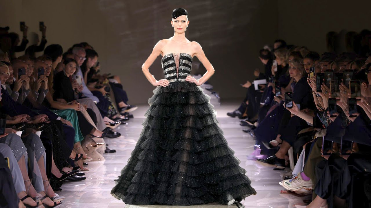 90 năm cuộc đời, 50 năm sự nghiệp: Giorgio Armani và di sản thời trang bất hủ, chỉ hối tiếc 1 điều- Ảnh 21. 90 năm cuộc đời, 50 năm sự nghiệp: Giorgio Armani và di sản thời trang bất hủ, chỉ hối tiếc 1 điều- Ảnh 21.