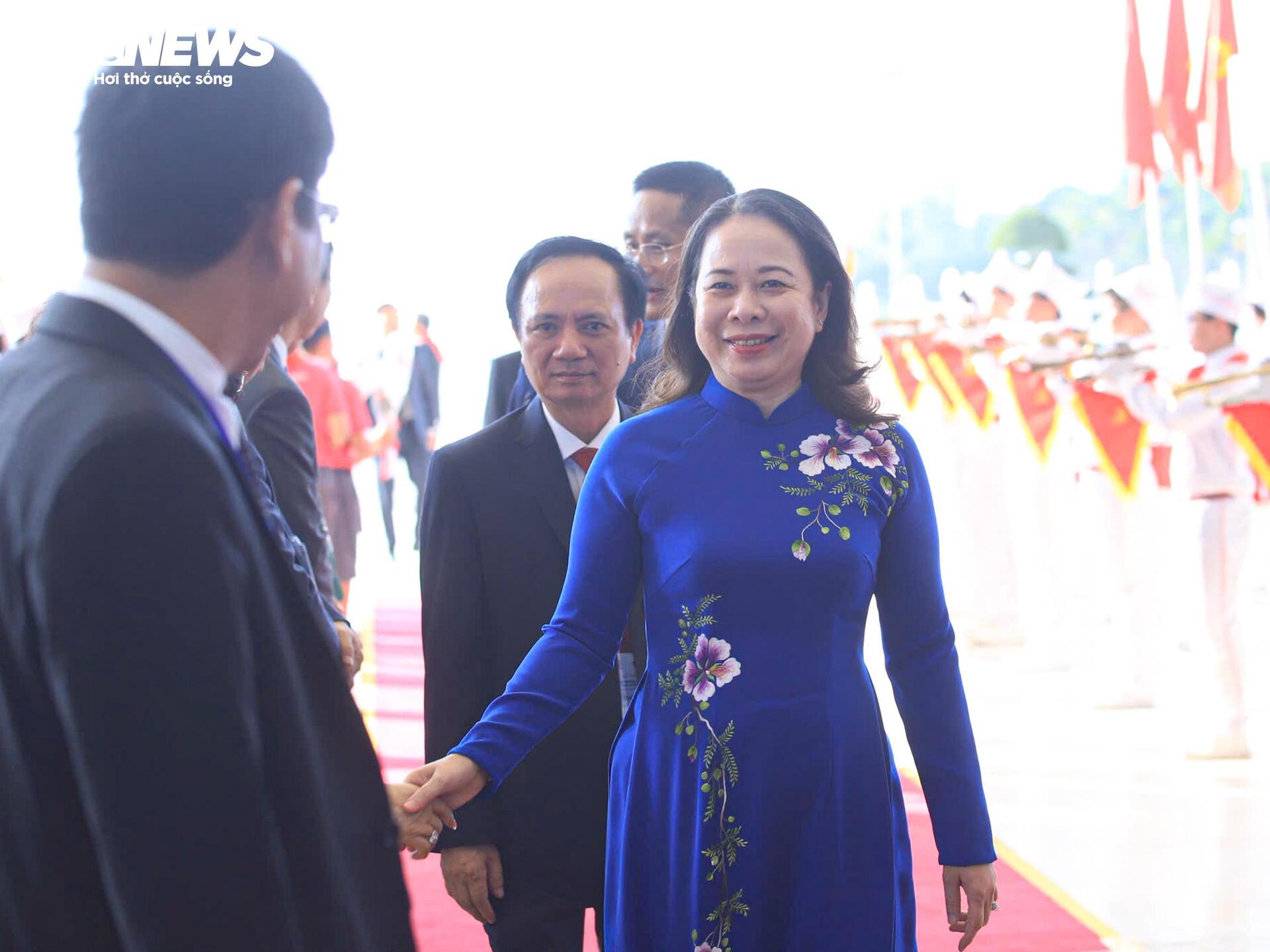 Tổng Bí thư Tô Lâm dự lễ kỷ niệm 80 năm truyền thống ngành Giáo dục và khai giảng năm học 2025-2026 - Ảnh 12. Tổng Bí thư Tô Lâm dự lễ kỷ niệm 80 năm truyền thống ngành Giáo dục và khai giảng năm học 2025-2026 - Ảnh 12.