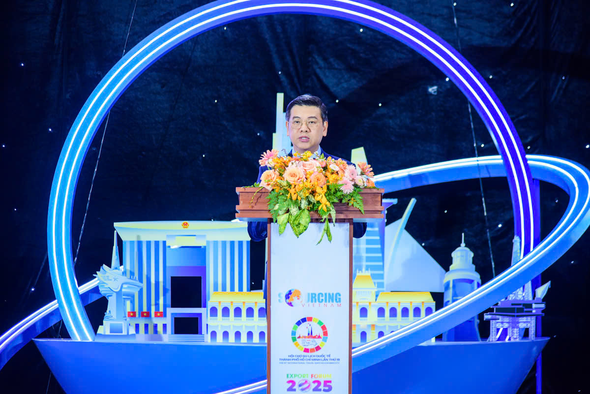 Lần đầu tiên, ba hoạt động “trọng điểm” tổ chức đồng thời tại siêu đô thị TPHCM - Ảnh 2. Lần đầu tiên, ba hoạt động “trọng điểm” tổ chức đồng thời tại siêu đô thị TPHCM - Ảnh 2.