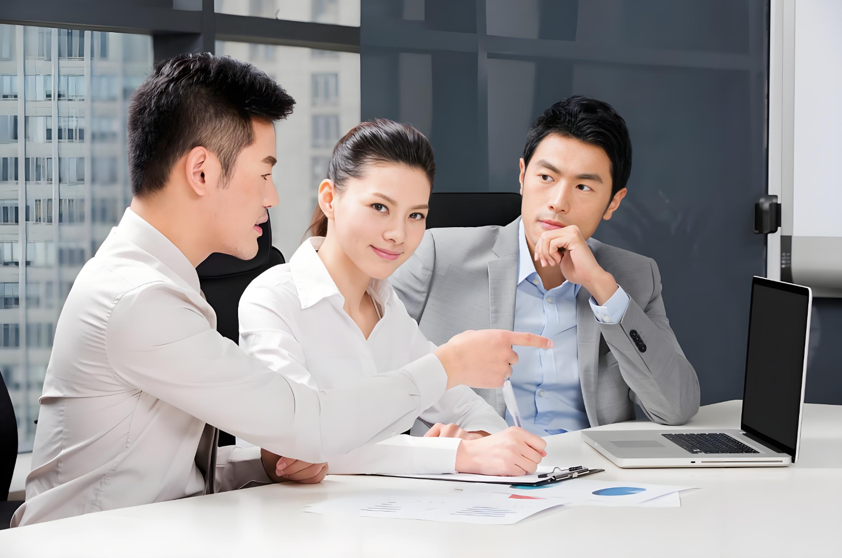 Thu nhập 40 triệu nhưng tháng nào cũng "cháy túi", cặp vợ chồng ngã ngửa khi biết do một thói quen nghiêm trọng- Ảnh 2. Thu nhập 40 triệu nhưng tháng nào cũng "cháy túi", cặp vợ chồng ngã ngửa khi biết do một thói quen nghiêm trọng- Ảnh 2.