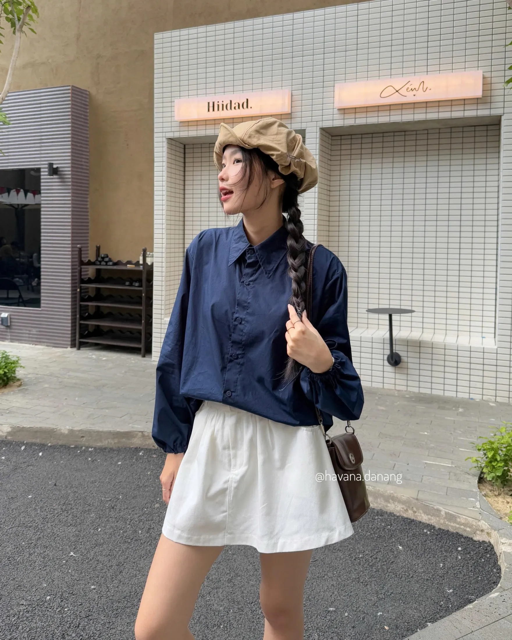 Mặc đẹp cả mùa thu: 3 kiểu áo “chân ái” dành cho quần ống rộng, cứ phối là sang xịn!- Ảnh 12. Mặc đẹp cả mùa thu: 3 kiểu áo “chân ái” dành cho quần ống rộng, cứ phối là sang xịn!- Ảnh 12.