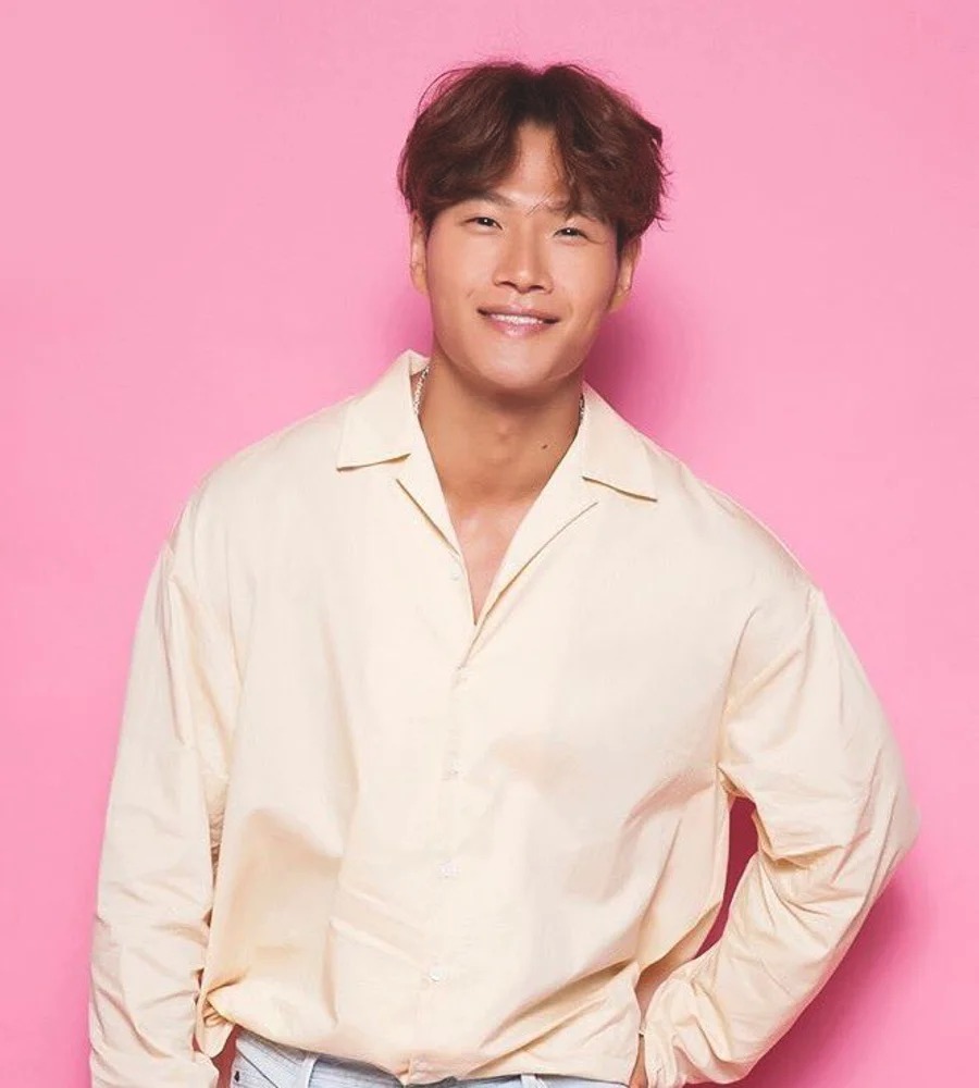 jongkook-fullbodypicture-1757137165912-17571371663261323518969.jpg