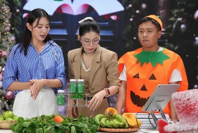 Một phiên livestream có sự xuất hiện của hoa hậu Thùy Tiên thu về bao nhiêu tiền? - Ảnh 1. Một phiên livestream có sự xuất hiện của hoa hậu Thùy Tiên thu về bao nhiêu tiền? - Ảnh 1.