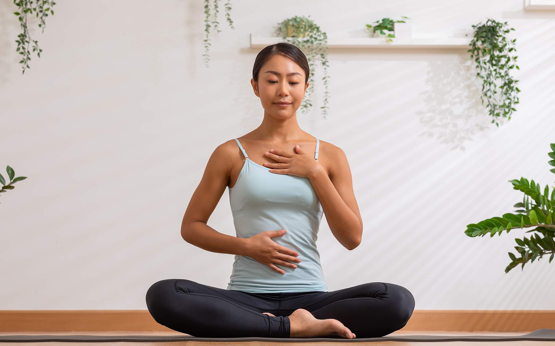 soothe-stressful-emotions-with-the-4-7-8-breathing-practice-17570642008971741891918-1757121073950-1757121074190617423435.jpeg