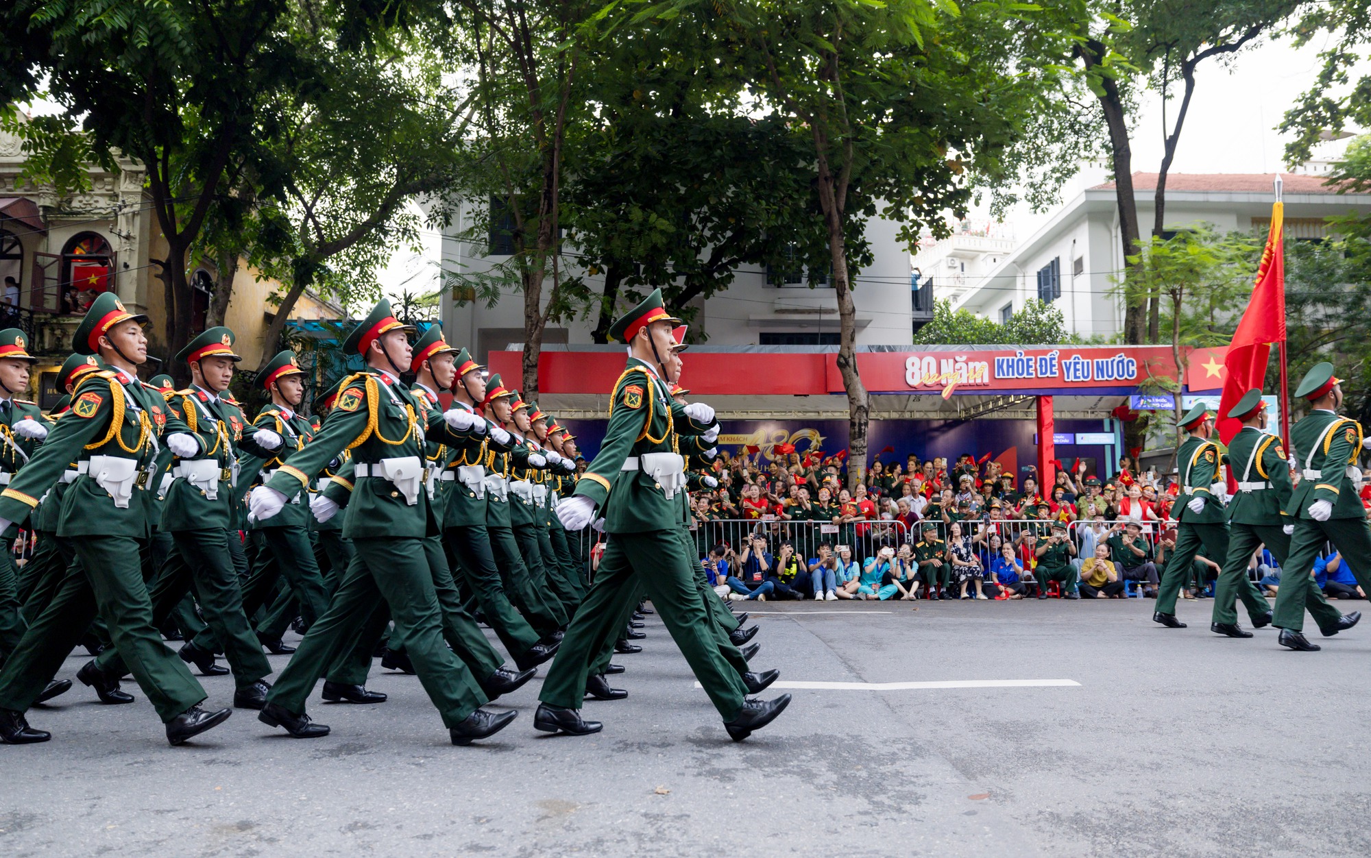 Lụy concert A80 với những hình ảnh ấm áp tại trạm khách A80: Tự hào Việt Nam - Ảnh 17. Lụy concert A80 với những hình ảnh ấm áp tại trạm khách A80: Tự hào Việt Nam - Ảnh 17.