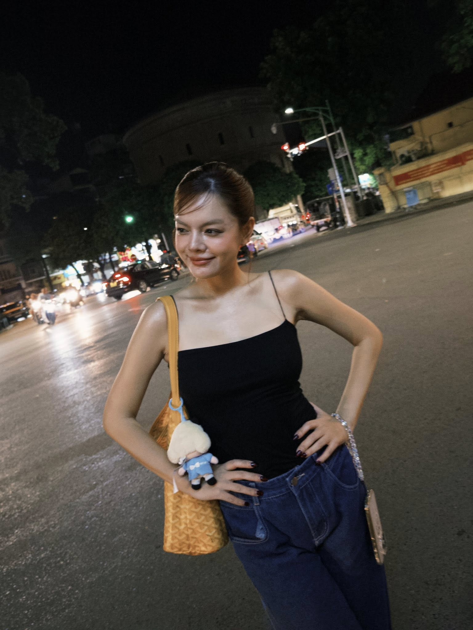 Ngoài 40 tuổi, phong cách thời trang của Phạm Quỳnh Anh ngày càng trẻ ra - Ảnh 7. Ngoài 40 tuổi, phong cách thời trang của Phạm Quỳnh Anh ngày càng trẻ ra - Ảnh 7.