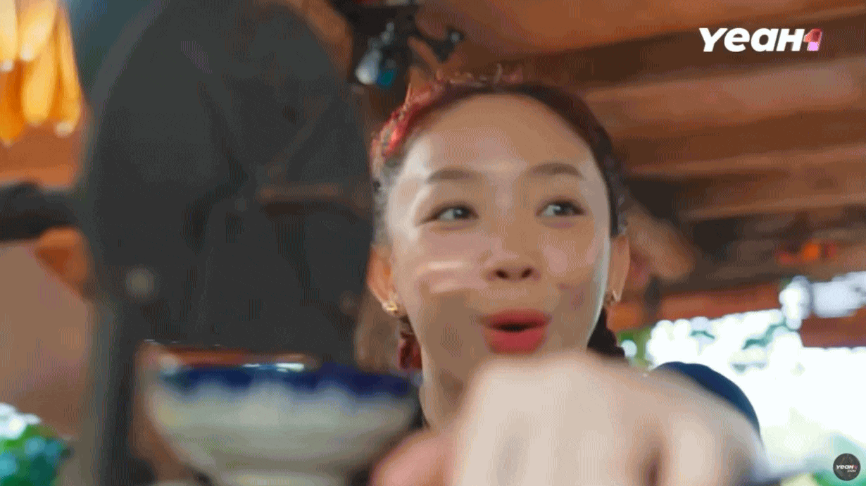cafe-3-17573084892422031995709-1757323326008-17573233264811098562899.gif