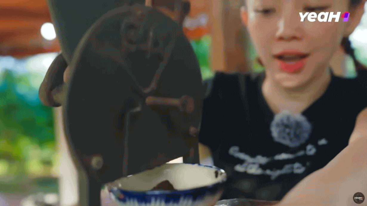 cafe-4-1757308489251388696707-1757323329416-17573233305321992134648.gif