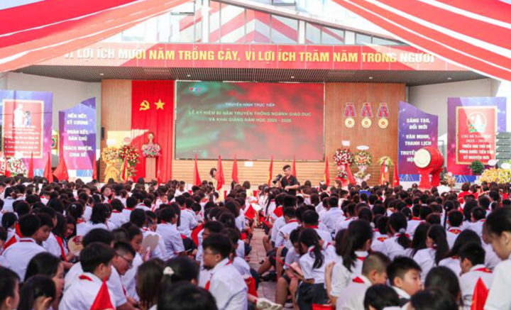 10 khoản tiền nhà trường không được thu của học sinh trong năm học mới 2025-2026 - Ảnh 1. 10 khoản tiền nhà trường không được thu của học sinh trong năm học mới 2025-2026 - Ảnh 1.