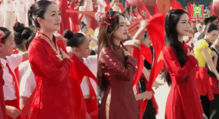 Phương Mỹ Chi 2025: Ng&ocirc;i sao Vbiz chinh phục mọi đấu trường với th&agrave;nh c&ocirc;ng rực rỡ - Ảnh 3.