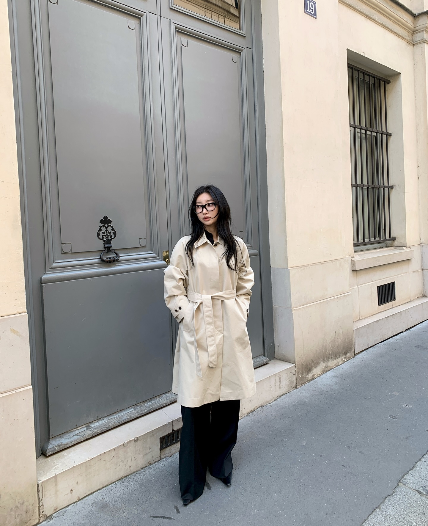 4 Kiểu &aacute;o kho&aacute;c m&ugrave;a đ&ocirc;ng s&agrave;nh điệu gi&uacute;p bạn trẻ trung v&agrave; phong c&aacute;ch hơn - Ảnh 6.