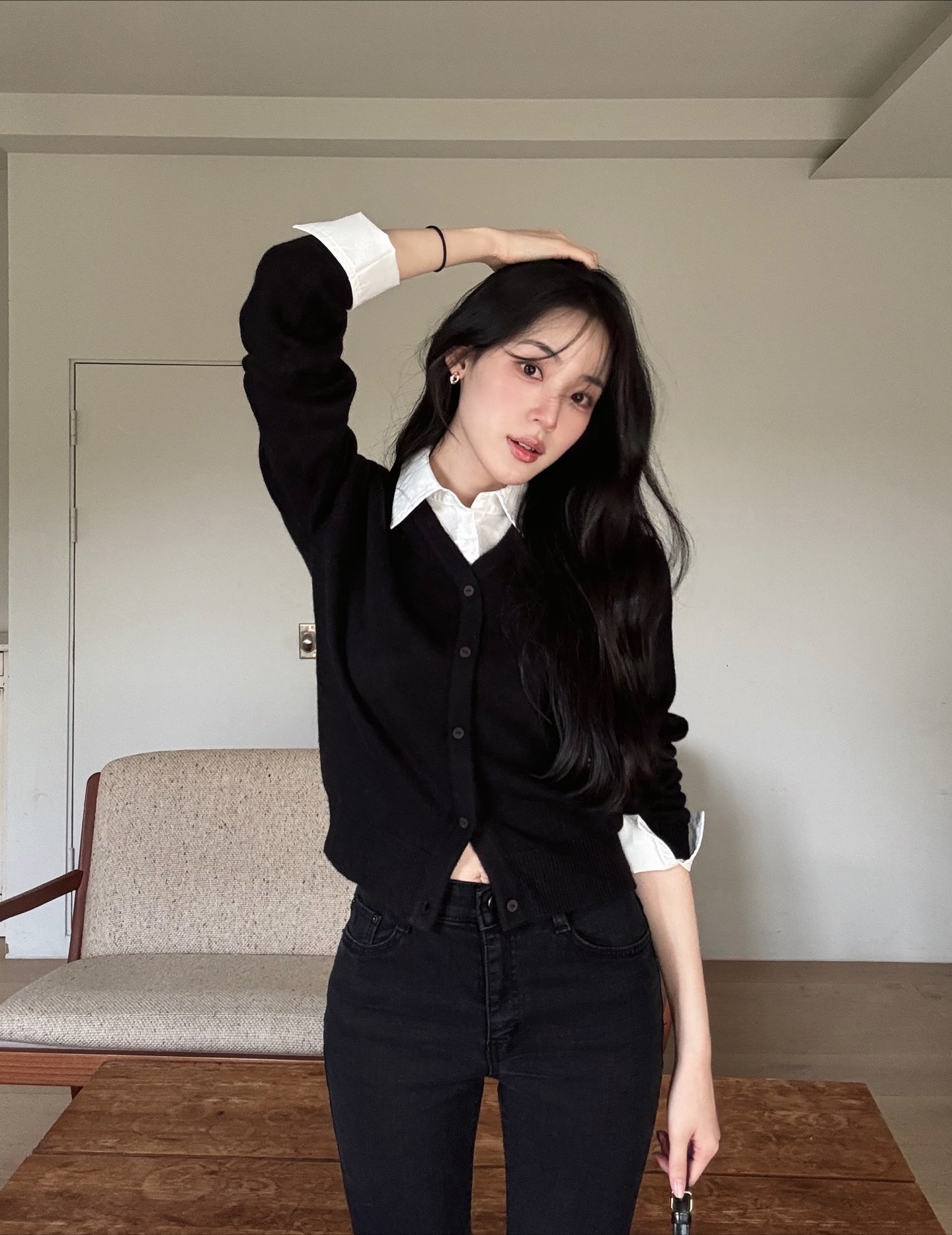 4 Kiểu &aacute;o kho&aacute;c m&ugrave;a đ&ocirc;ng s&agrave;nh điệu gi&uacute;p bạn trẻ trung v&agrave; phong c&aacute;ch hơn - Ảnh 9.