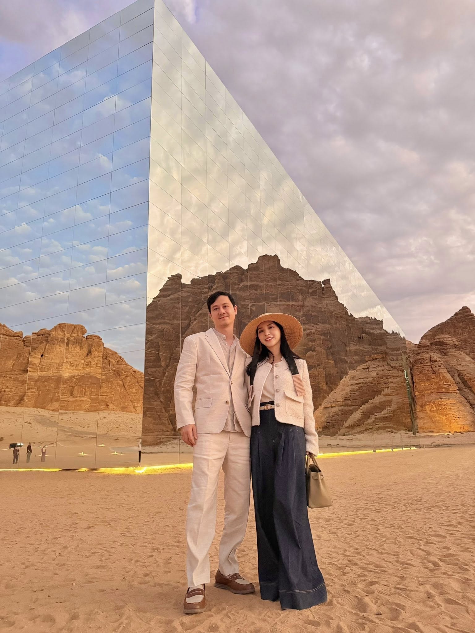 Đ&oacute;n năm mới kiểu ph&uacute; b&agrave; triệu đ&ocirc;: Đi Maldives tận hưởng b&igrave;nh y&ecirc;n b&ecirc;n gia đ&igrave;nh v&igrave; sợ nhất 1 điều ở con trai- Ảnh 9.