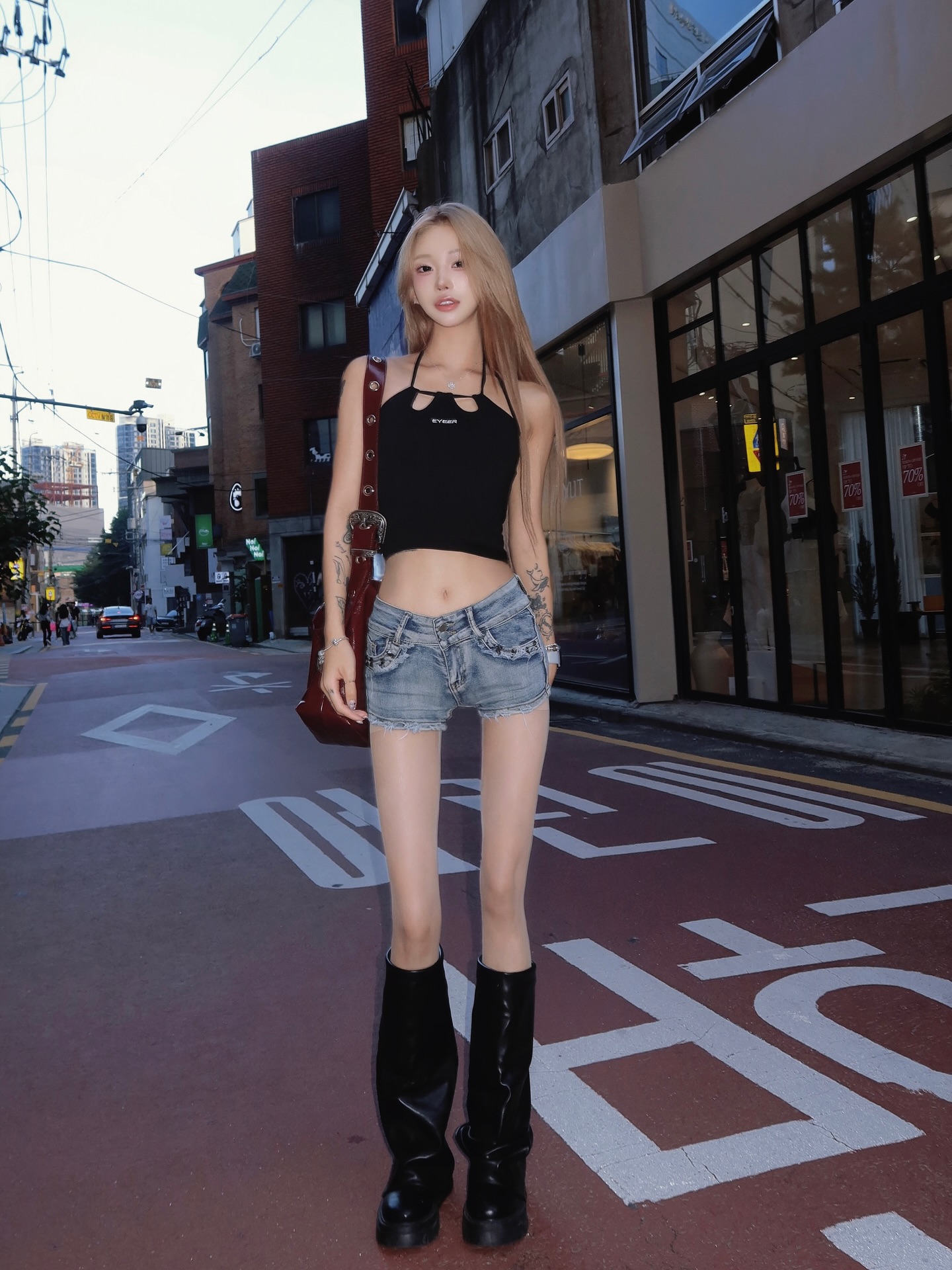 Con g&aacute;i của 1 nữ diễn vi&ecirc;n từng nặng gần 100kg, nay chỉ c&ograve;n da bọc xương- Ảnh 13.