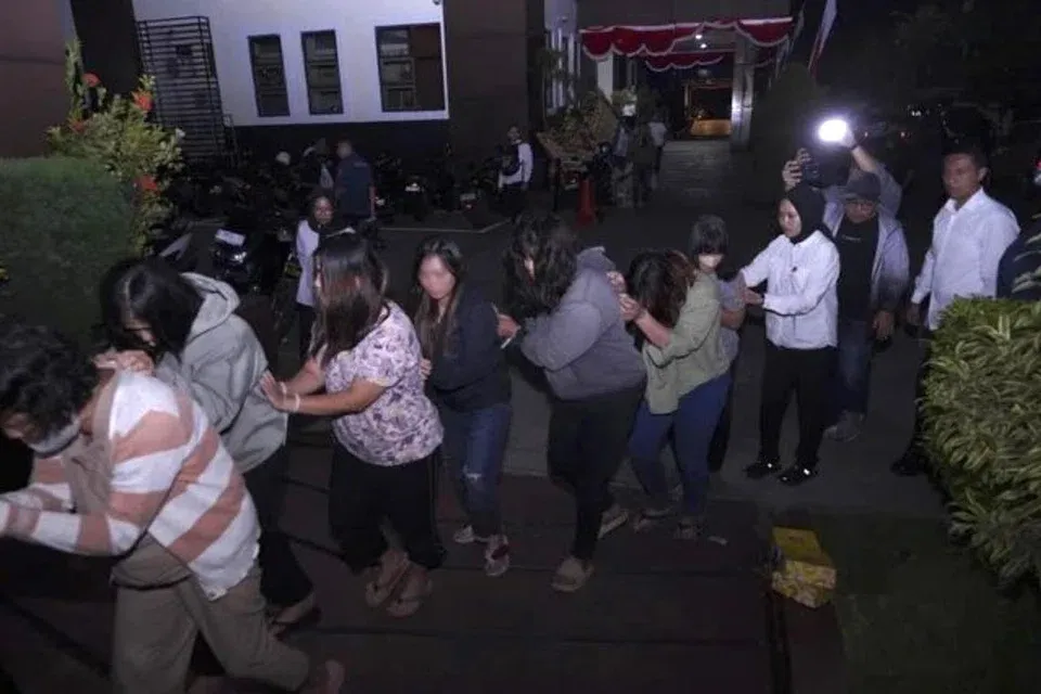 Singapore điều tra đường dây buôn bán trẻ sơ sinh xuyên quốc gia - Ảnh 1.