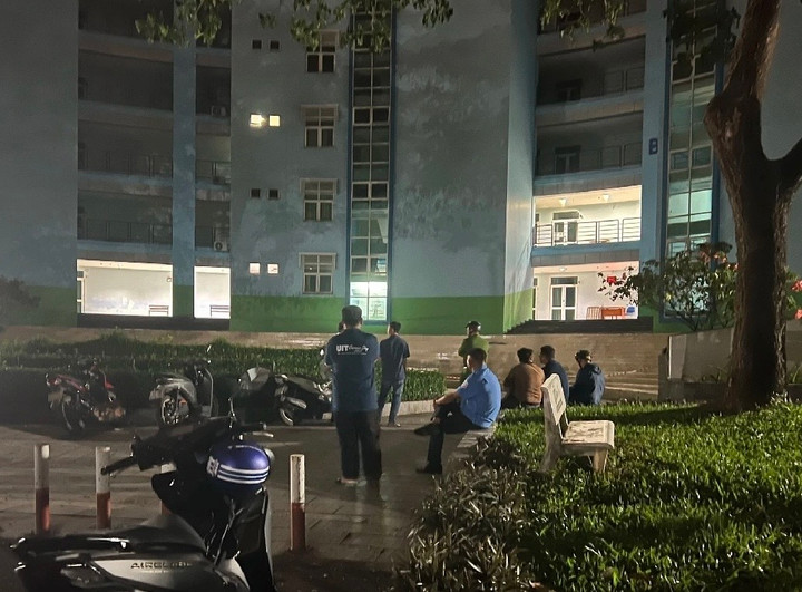 Điều tra vụ nam sinh 19 tuổi tử vong trong khu&ocirc;n vi&ecirc;n trường đại học tại TP.HCM - Ảnh 1.