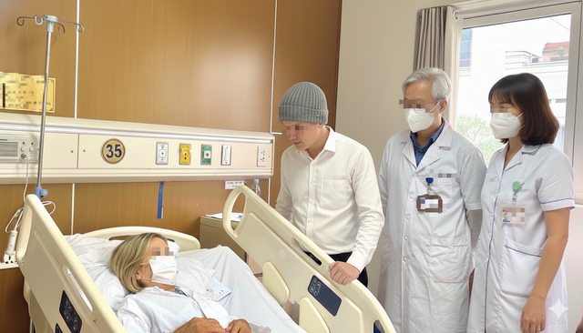 Giải m&atilde; tr&agrave;o lưu Việt kiều, người nước ngo&agrave;i về Việt Nam kh&aacute;m chữa bệnh: C&oacute; 1 thứ chẳng ai ngờ đến!- Ảnh 1.