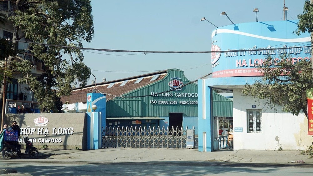 Nh&agrave; m&aacute;y Đồ hộp Hạ Long - Hải Ph&ograve;ng tạm dừng sản xuất sau khi Tổng Gi&aacute;m đốc bị bắt - Ảnh 1.