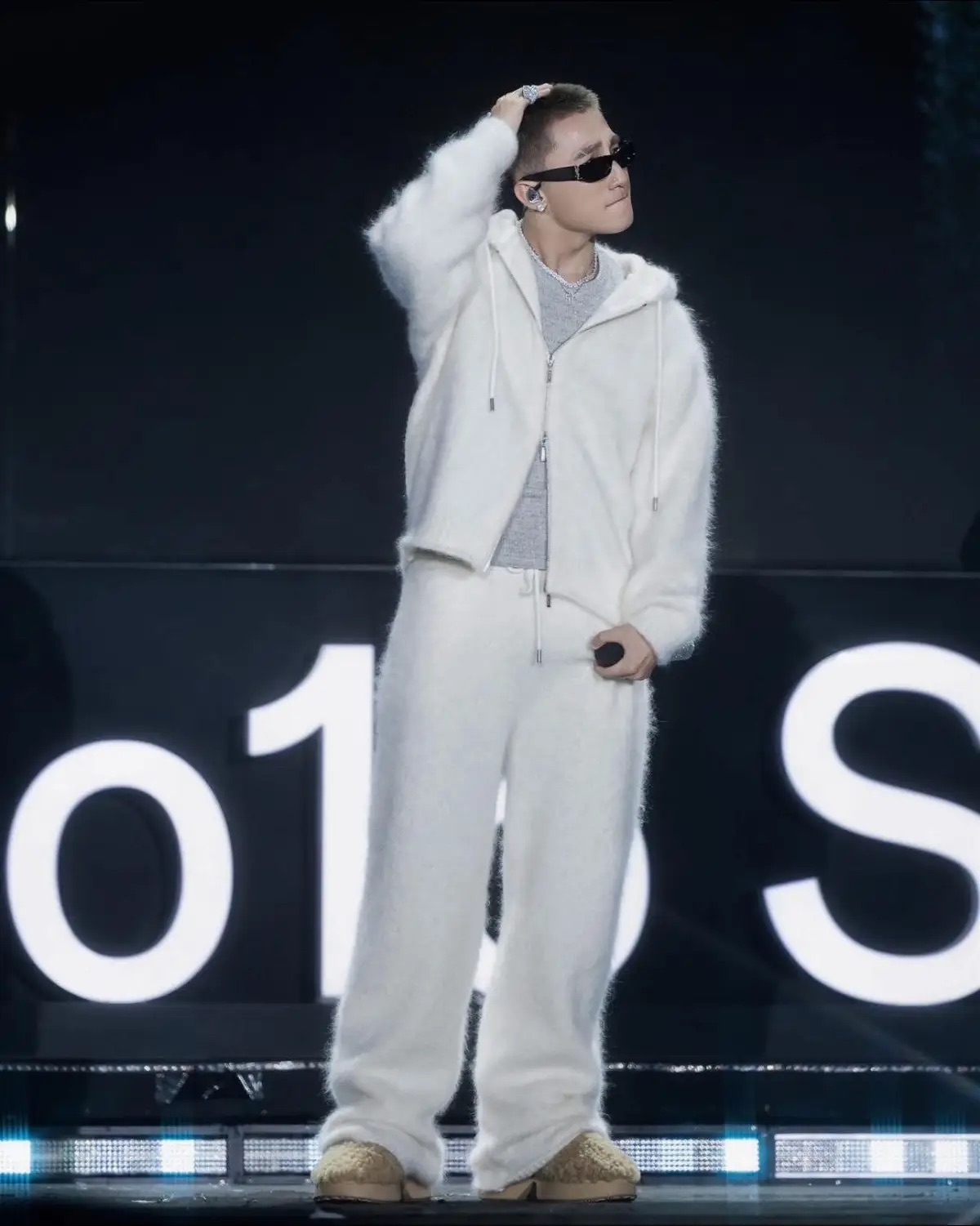 Khen cho tạo h&igrave;nh mới của Sơn T&ugrave;ng: Vừa bảnh vừa &ldquo;l&aacute;o&rdquo; thế n&agrave;y qu&aacute; m&ecirc; rồi!- Ảnh 6.