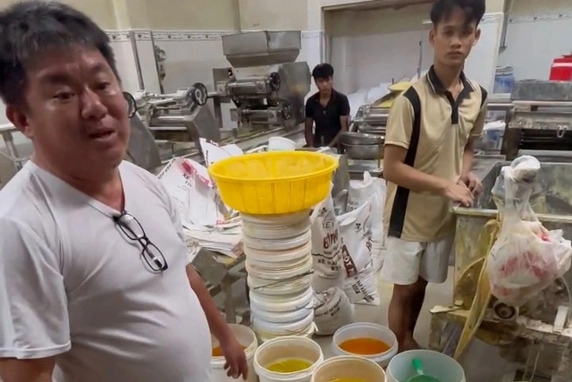 Bắt tạm giam chủ hộ kinh doanh m&igrave; sợi Huỳnh Cẩm L&agrave;i v&agrave; chồng - Ảnh 5.